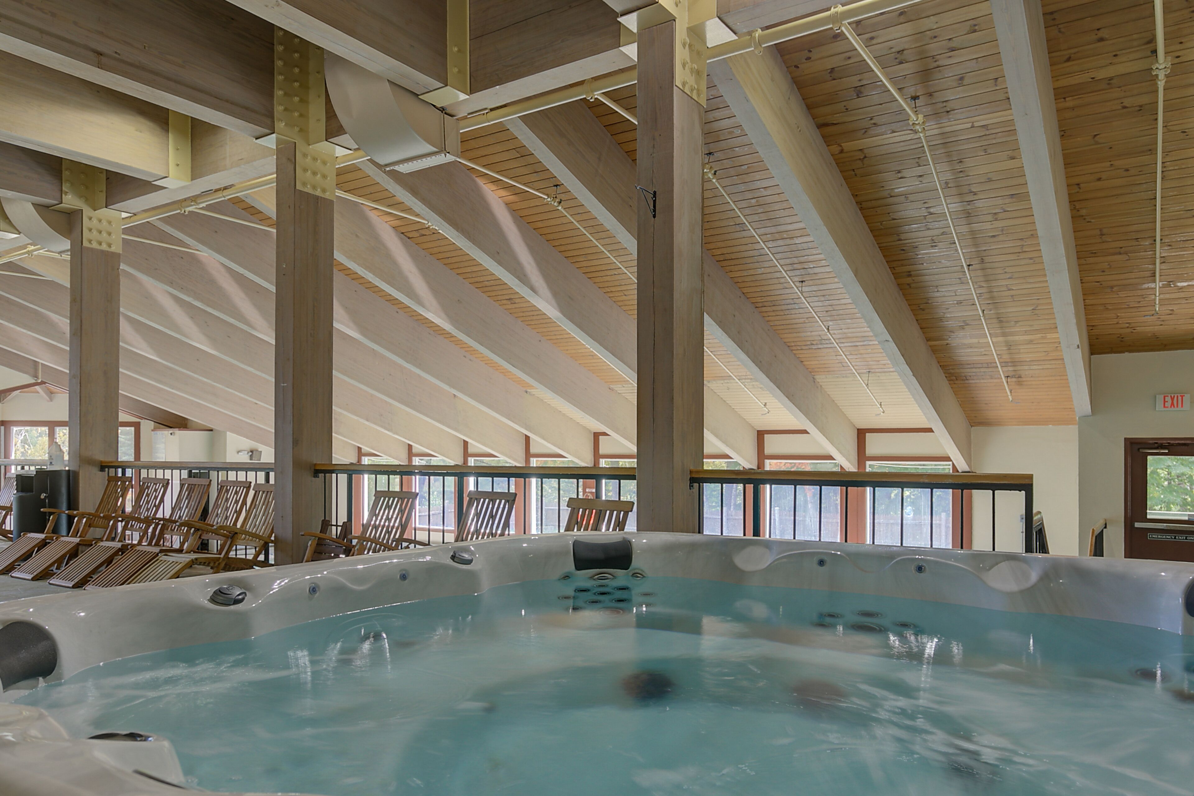 المنشأة من الداخل