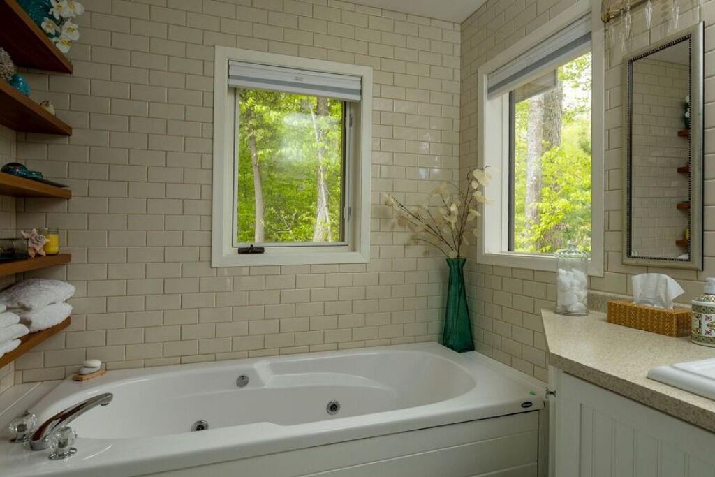 Cozy Family Lake House