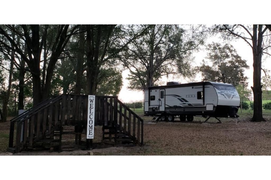 Beautiful-1 Bed RV. Villages-Lady Lake-Ocala, Grand Oaks, Ocala National Forest 