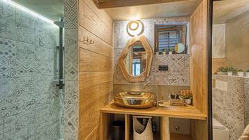 Family House, Multiple Bedrooms (Wellness House Swan River) | Bathroom | Shower, hair dryer, towels, soap