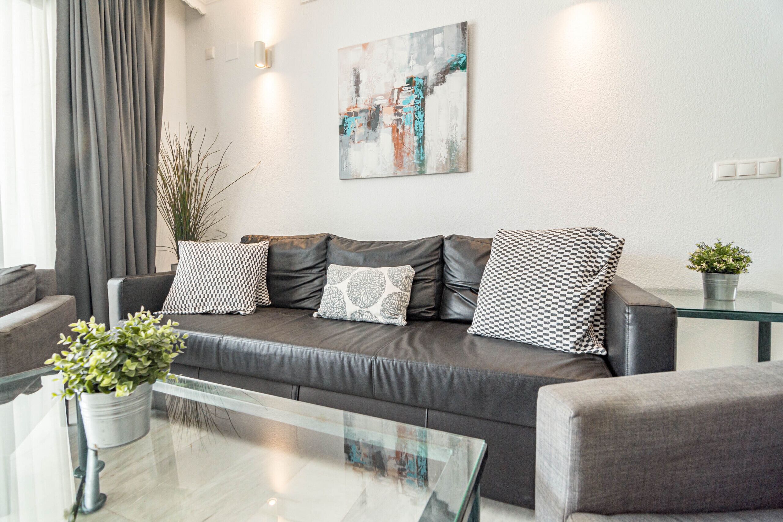 Gorgeous Apartment in the Heart of Puerto Banus