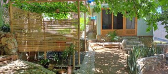 Casa Verde: A Tranquil Mazunte Retreat with AC, Starlink & Prime Location