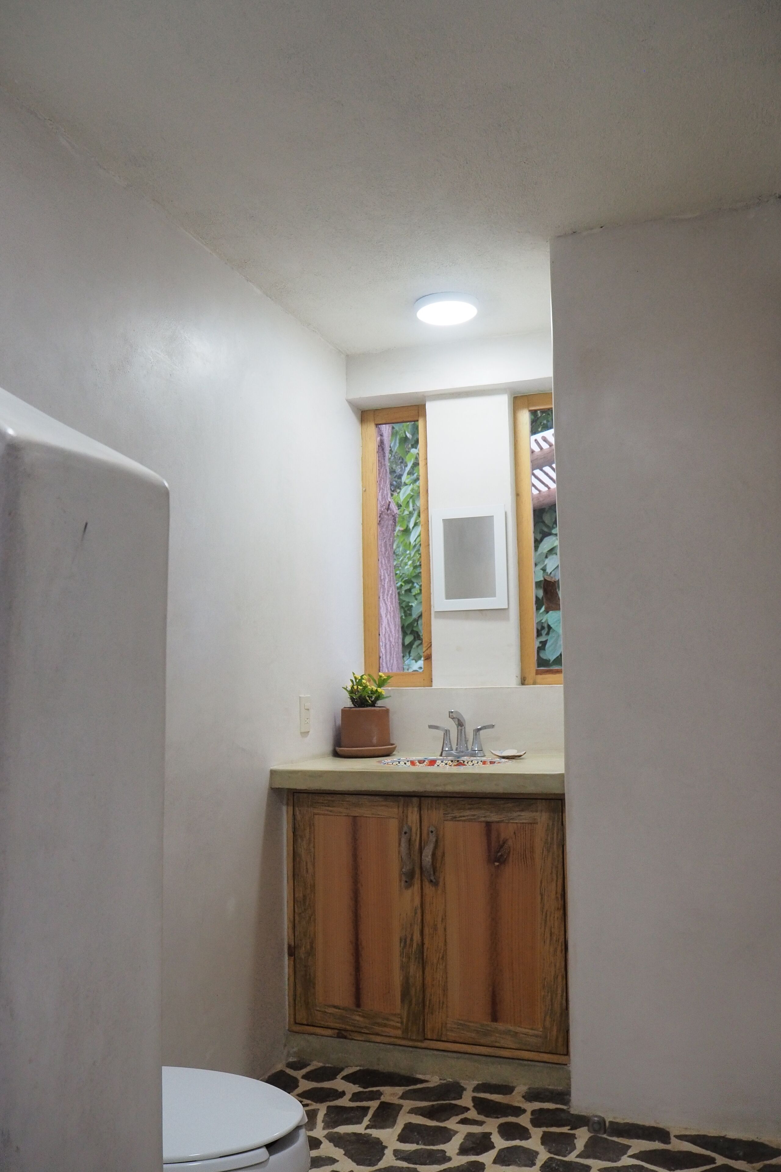 *Brand NEW* Casa Sierra - Charming Great location!