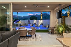 Dining - Splash Pad! Brand New Family Friendly Home!  Endless Pools Swim Machine! (La Quinta)