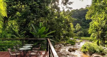 Zen Maekampong Waterfall Ryokan
