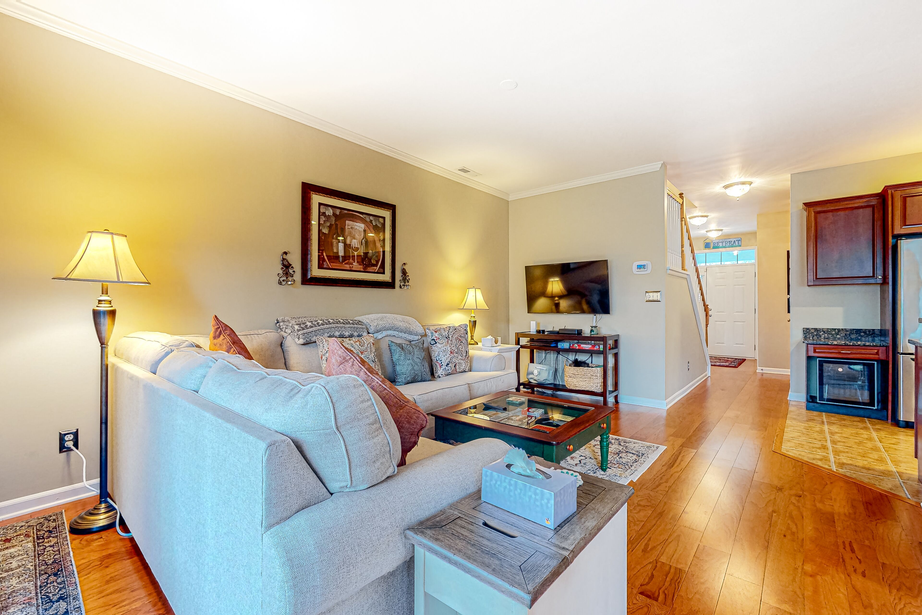 The Tides townhome with pond-front balcony, screened patio, & pool - dogs OK