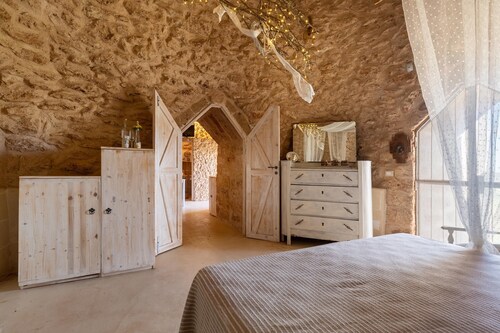 Trulli della Chianca by BarbarHouse