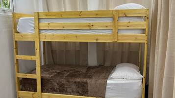 2 bedrooms, WiFi, bed sheets