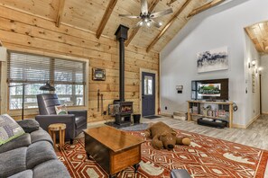 Smart TV, fireplace, DVD player