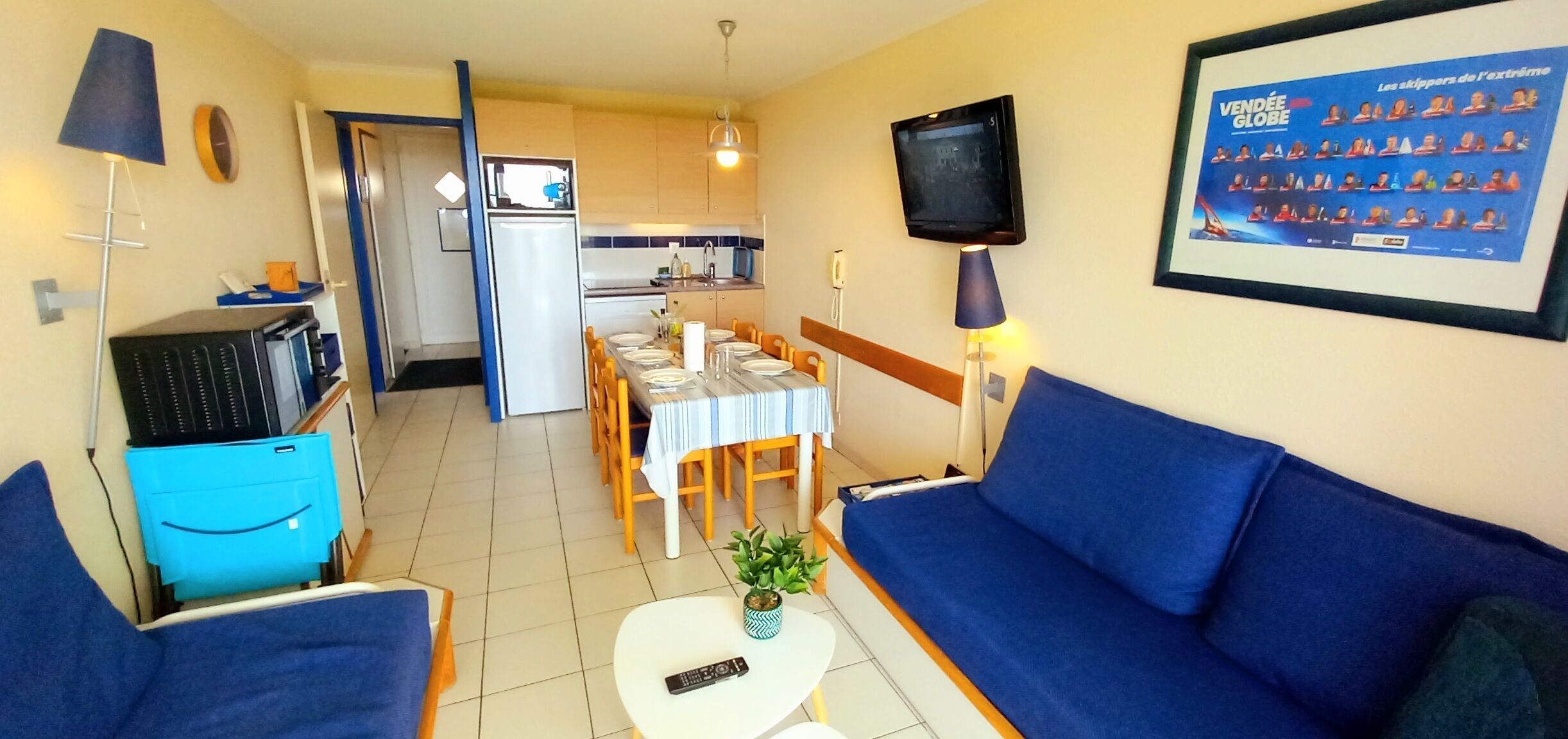 Apartment for 6 people, garden and port view