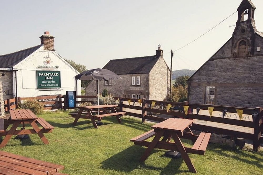 Farmyard Inn Youlgreave