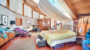 2 chambres, fer et planche à repasser, accès Internet, draps fournis