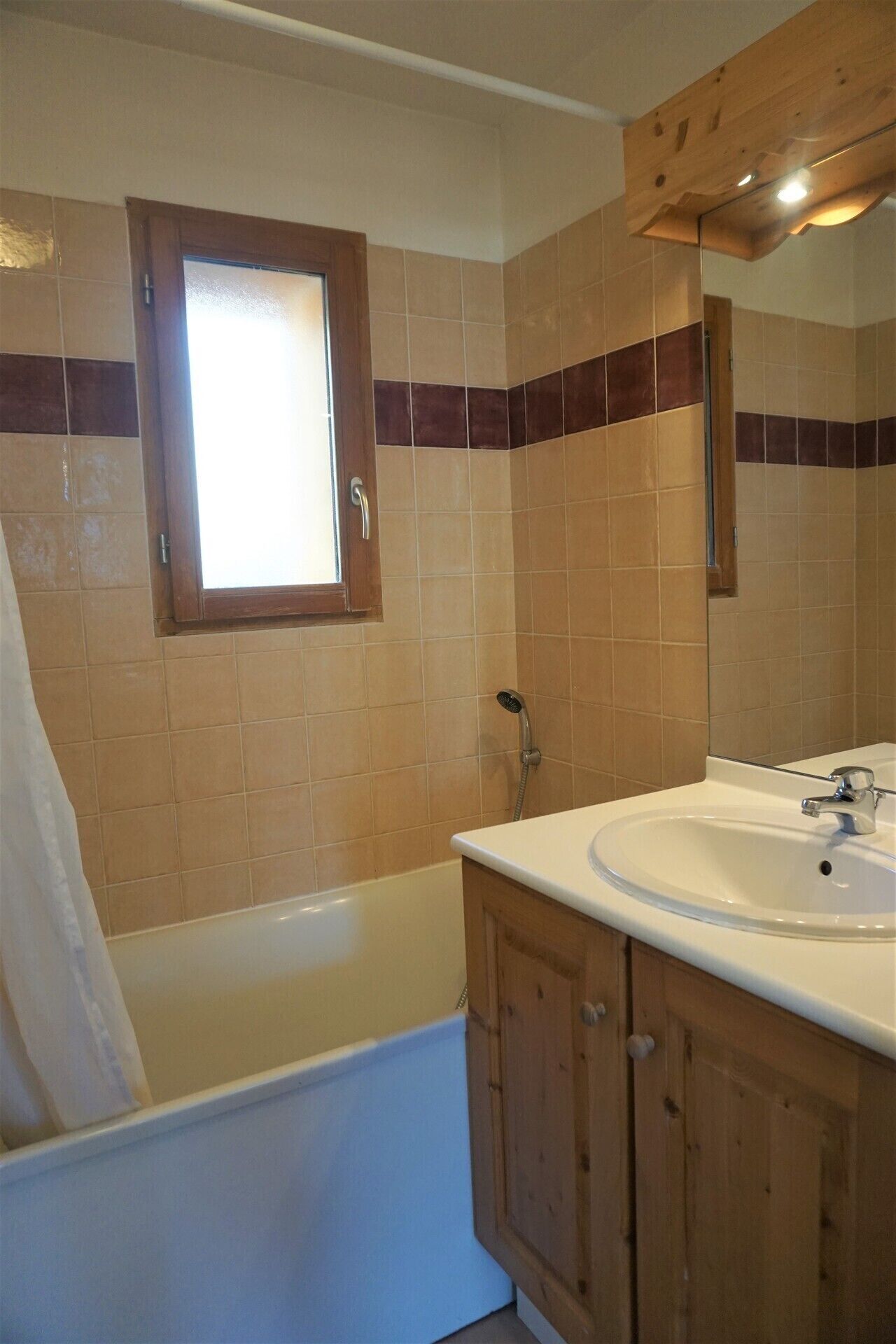 T3 apartment with 20m² terrace, "les Cristallines"