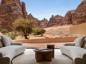 3 bars/lounges - Shaden Resort Al Ula, Managed by Accor (Al-'Ula)