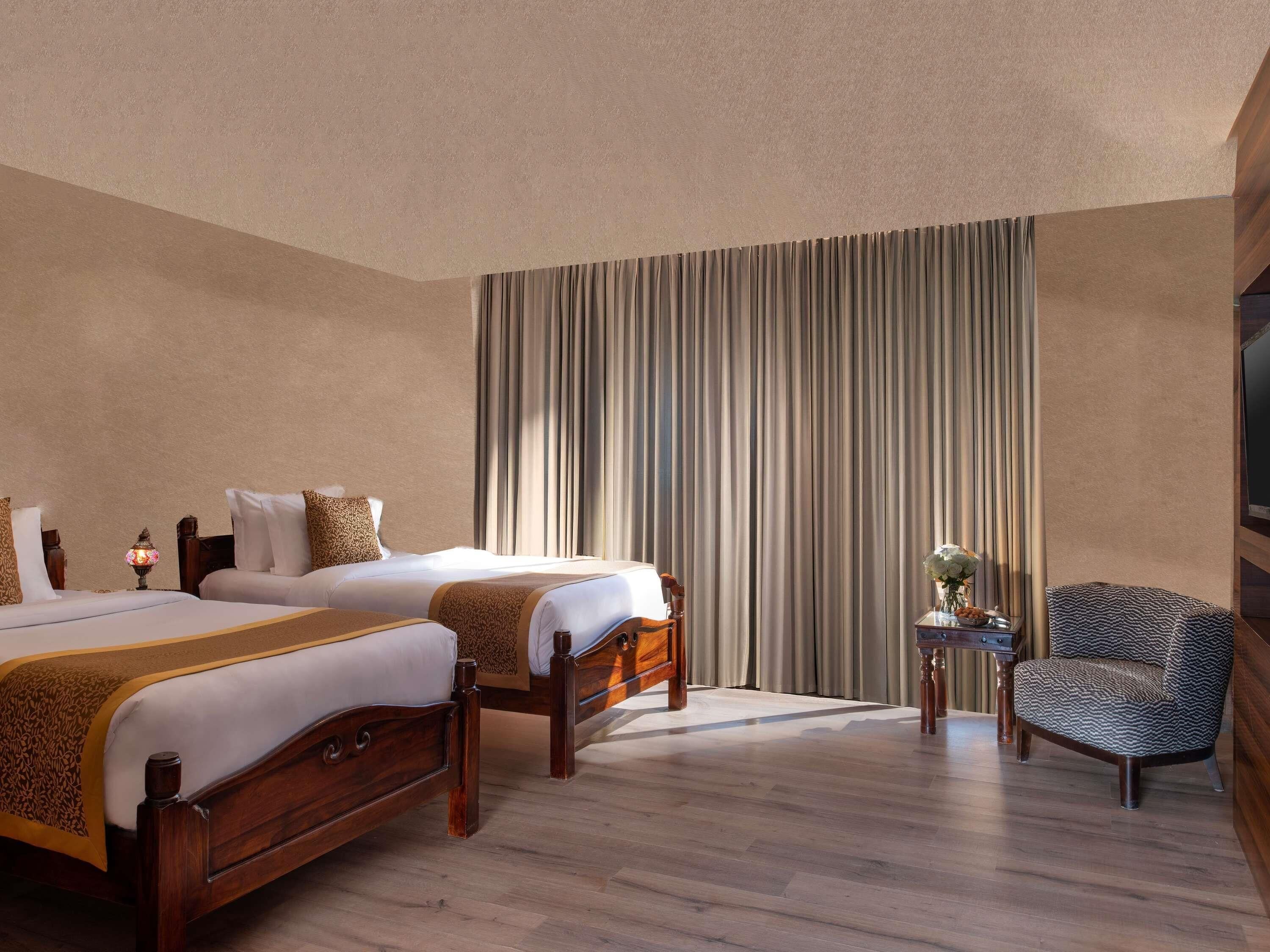 Kamar Superior, 2 Tempat Tidur Twin | Minibar, brankas, dan didekorasi berbeda-beda