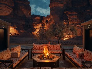 Minibar, caja fuerte, decoración individual y mobiliario individual