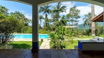 Piscina all'aperto