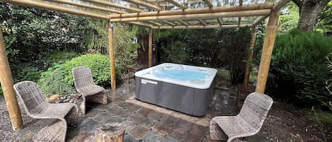 Stuga | Bubbelpool utomhus