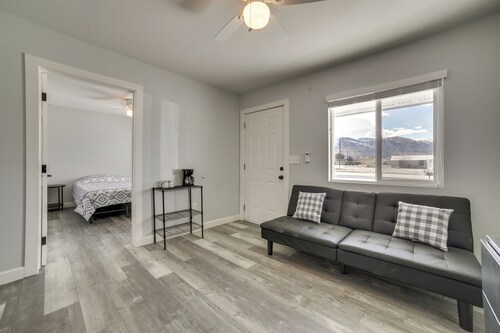 Updated Hawthorne Apartment, 12 Mi to Walker Lake!