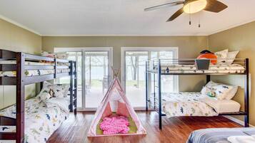 4 bedrooms, internet, bed sheets