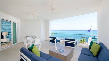 Condo, nhiều giường, có thể sử dụng hồ bơi, quang cảnh biển (#304) | Khuôn viên nơi lưu trú