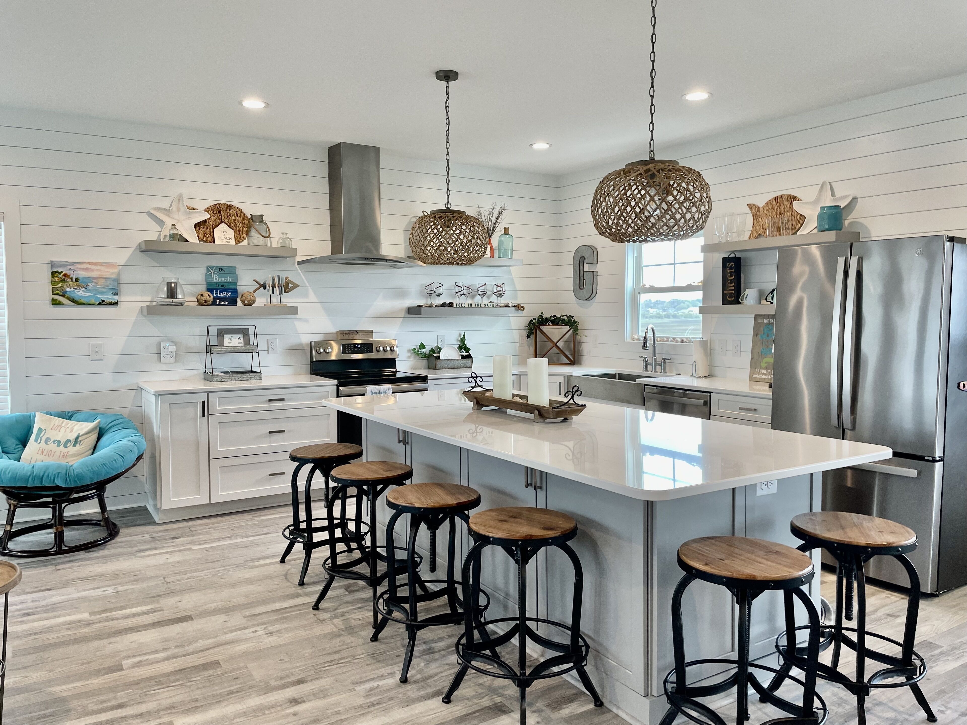 Kitchen island sits 6 and has all cooking amenities you will need for your stay