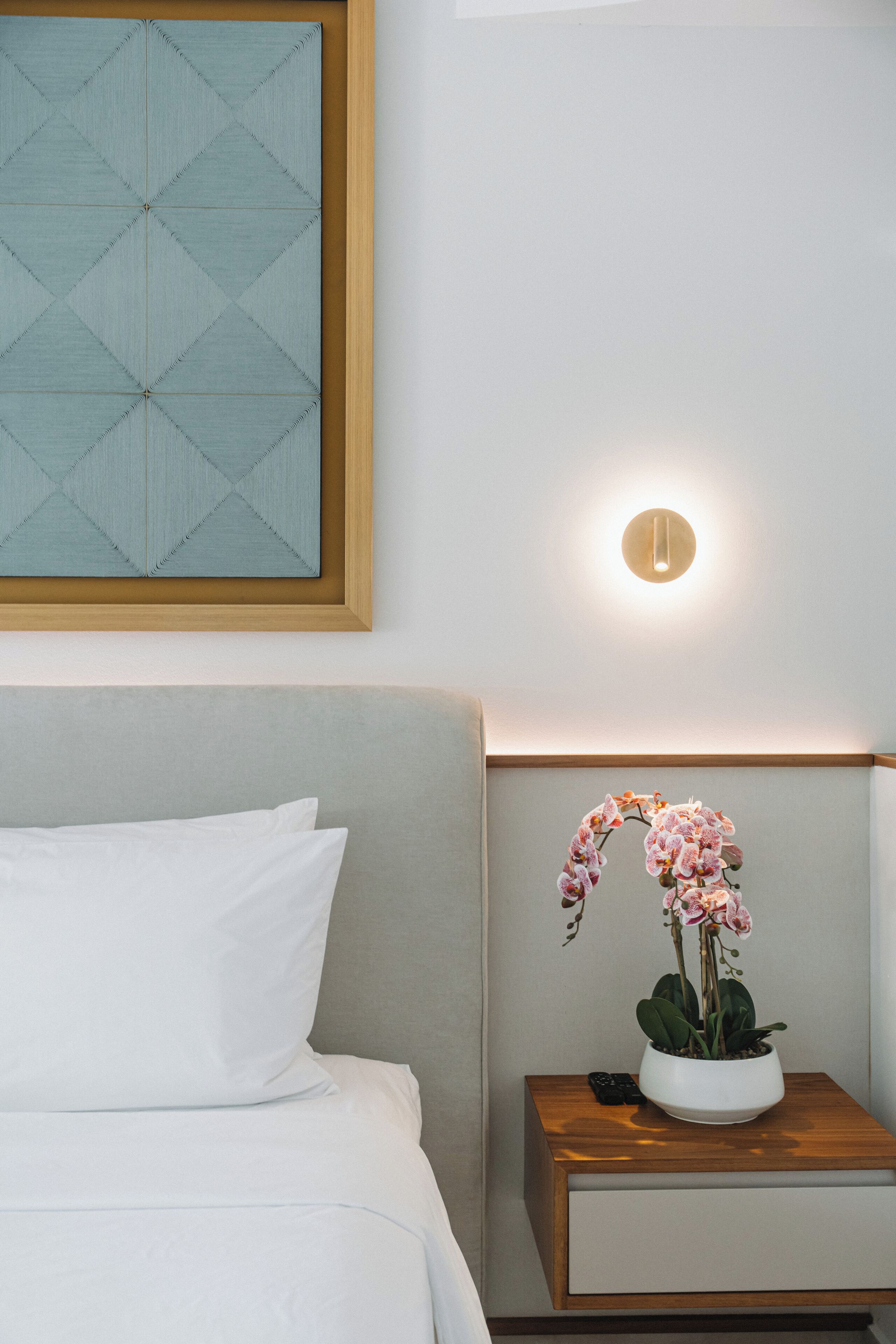 Lux Water Channel Suites