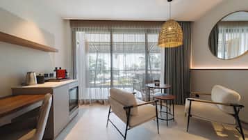 Quarto casal luxo | 1 quarto, cofres nos quartos, cortinas blackout