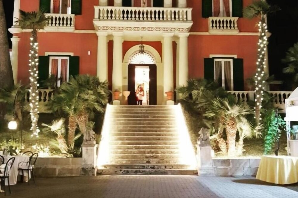 Imperial Paradise