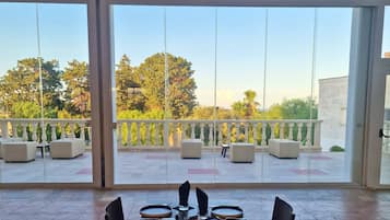 Colazione a buffet inclusa, servita tutte le mattine