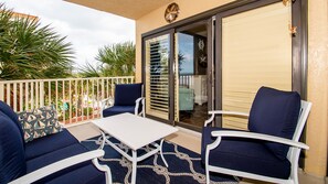 Terrace/patio - The Villas A-10 - Premium Plus 3 Bed/2 Bath Oceanfront Condo (Clearwater)