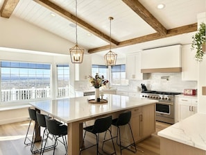 Fridge, microwave, oven, stovetop - Luxury Retreat with Spectacular Views (Draper)