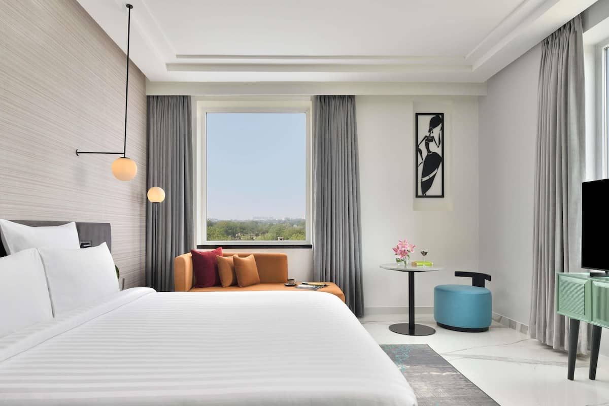 Junior Suite, 1 Double Bed with Sofa bed (Cazri View) | Egyptian cotton sheets, premium bedding, down comforters