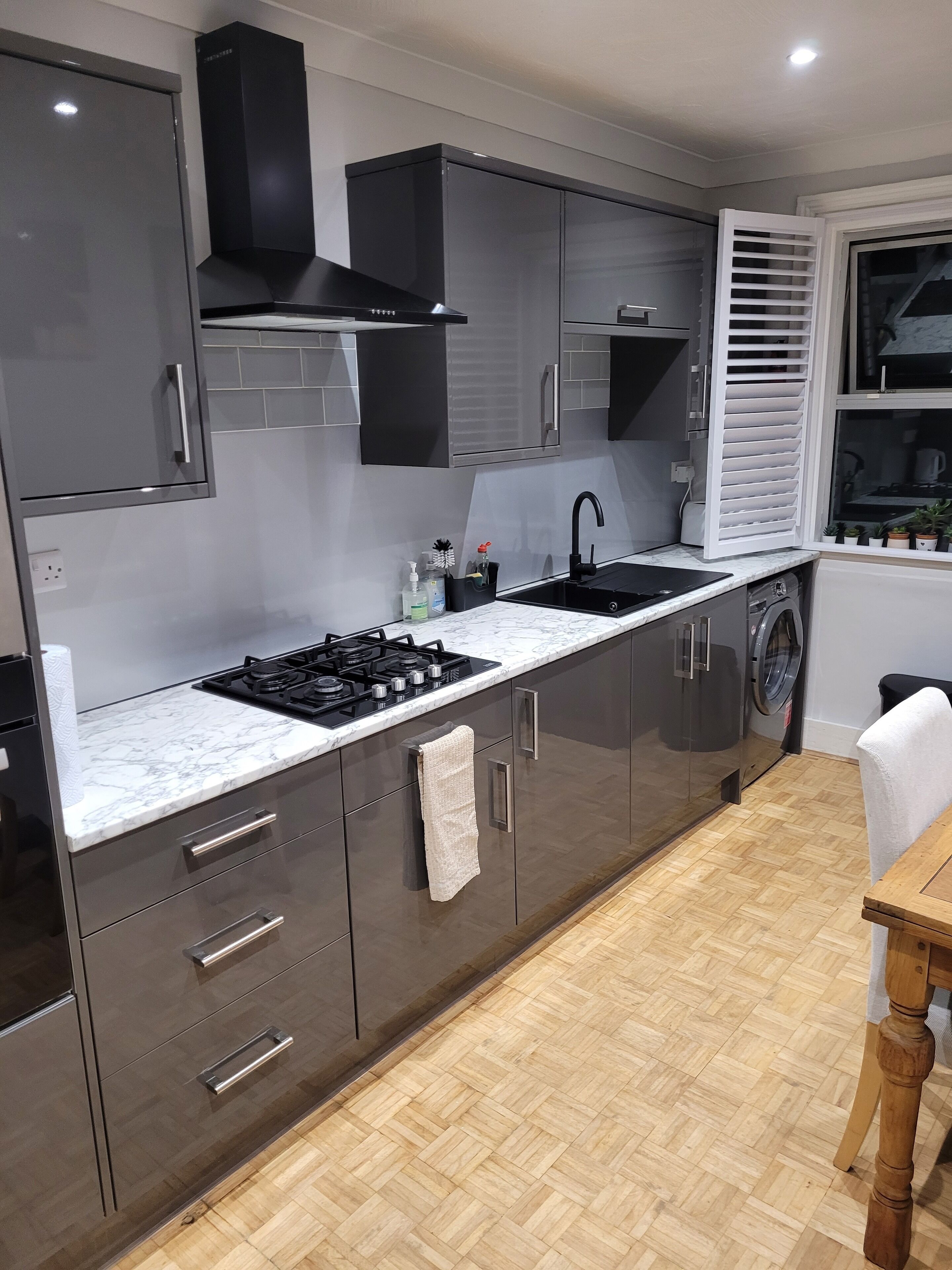 Apartment | Private kitchen | Fridge, microwave, oven, stovetop
