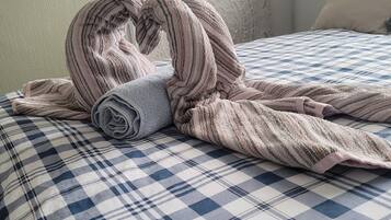 Apartment | 1 bedroom, iron/ironing board, free WiFi, bed sheets