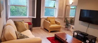 Beautiful Parkview Apartment in Seaside Eastbourne