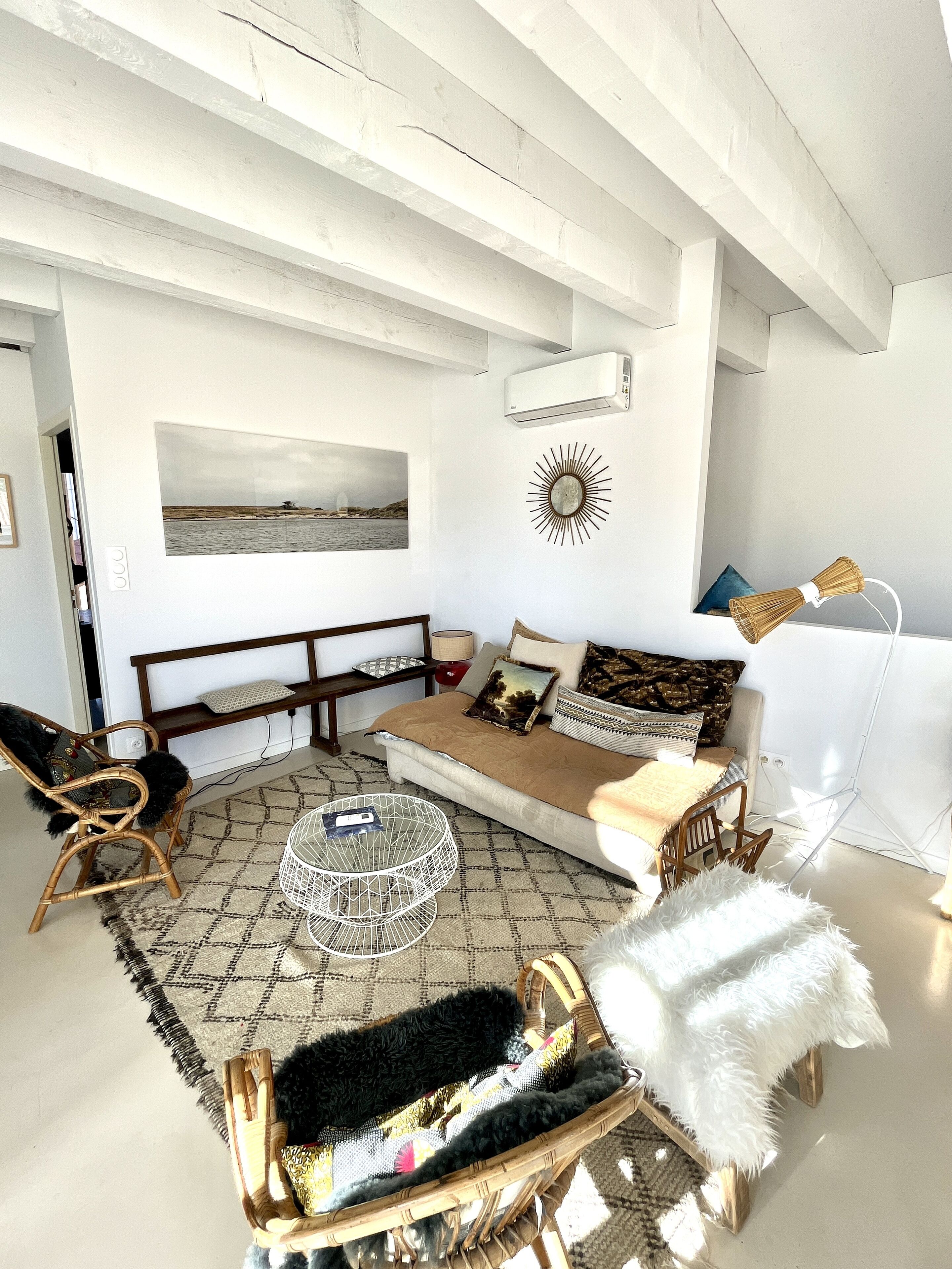 Roof top artist apartment