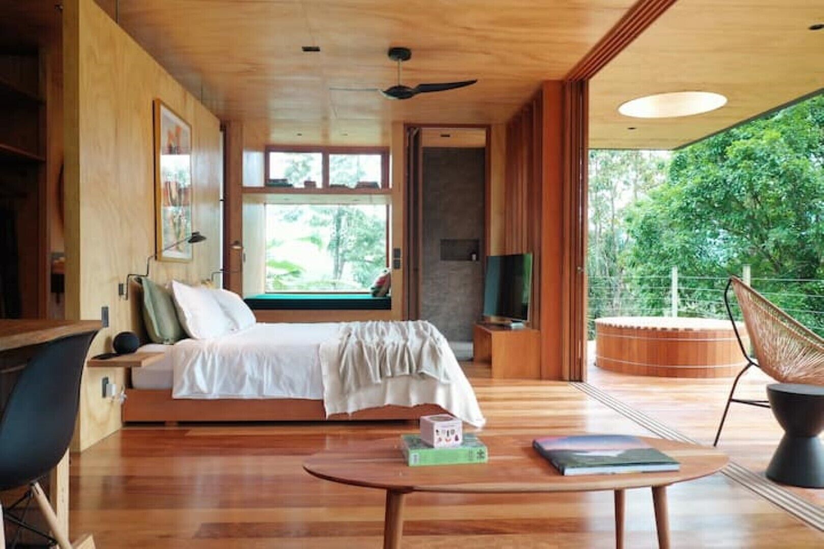 1 quarto, Wi-Fi de cortesia, roupa de cama