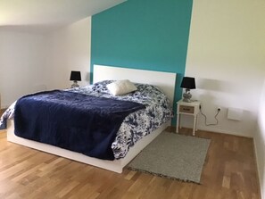 6 bedrooms, travel crib, free WiFi, bed sheets - Large house with pool in the countryside (Basseneville)