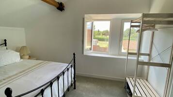 3 dormitorios, caja fuerte, tabla de planchar con plancha y wifi gratis