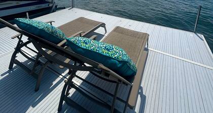 Awesome Game Room; Near Boyne Mtn; Fireplace; Stunning Lakefront Reno; Huge Deck