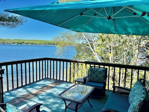 Awesome Game Room; Near Boyne Mtn; Fireplace; Stunning Lakefront Reno; Huge Deck