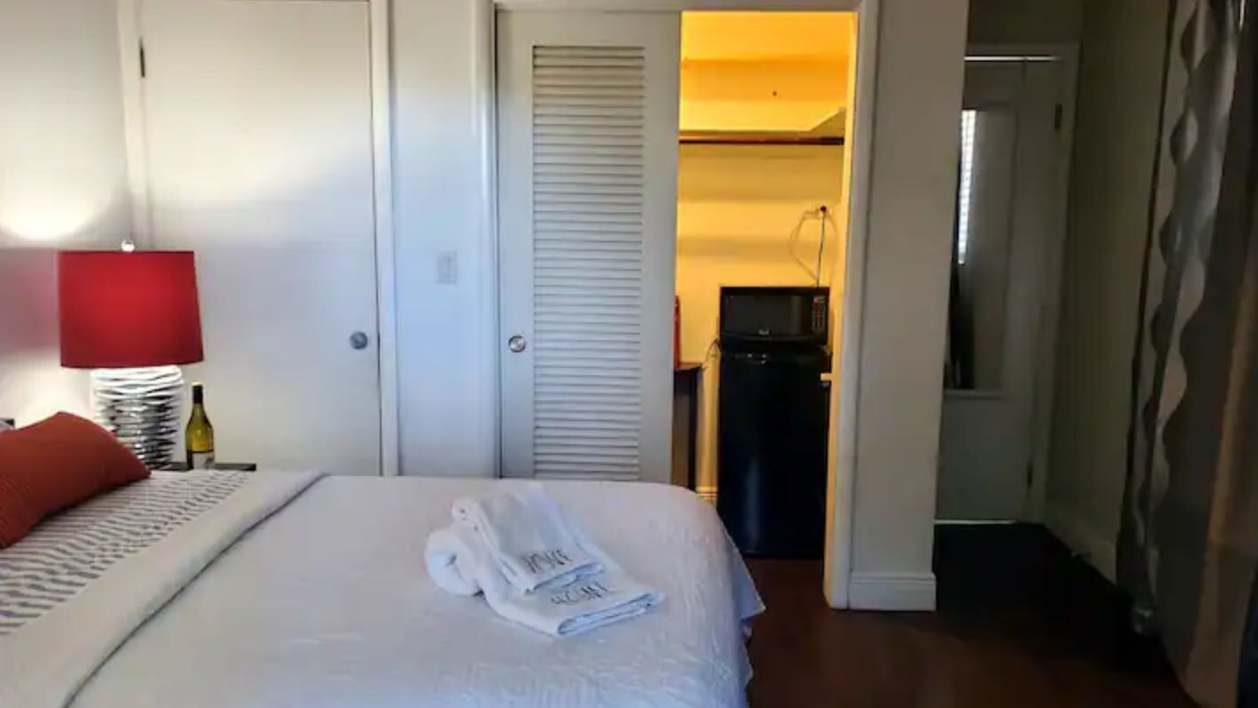 Perfect 1 bedroom/ 1 bathroom near the beach 🌊