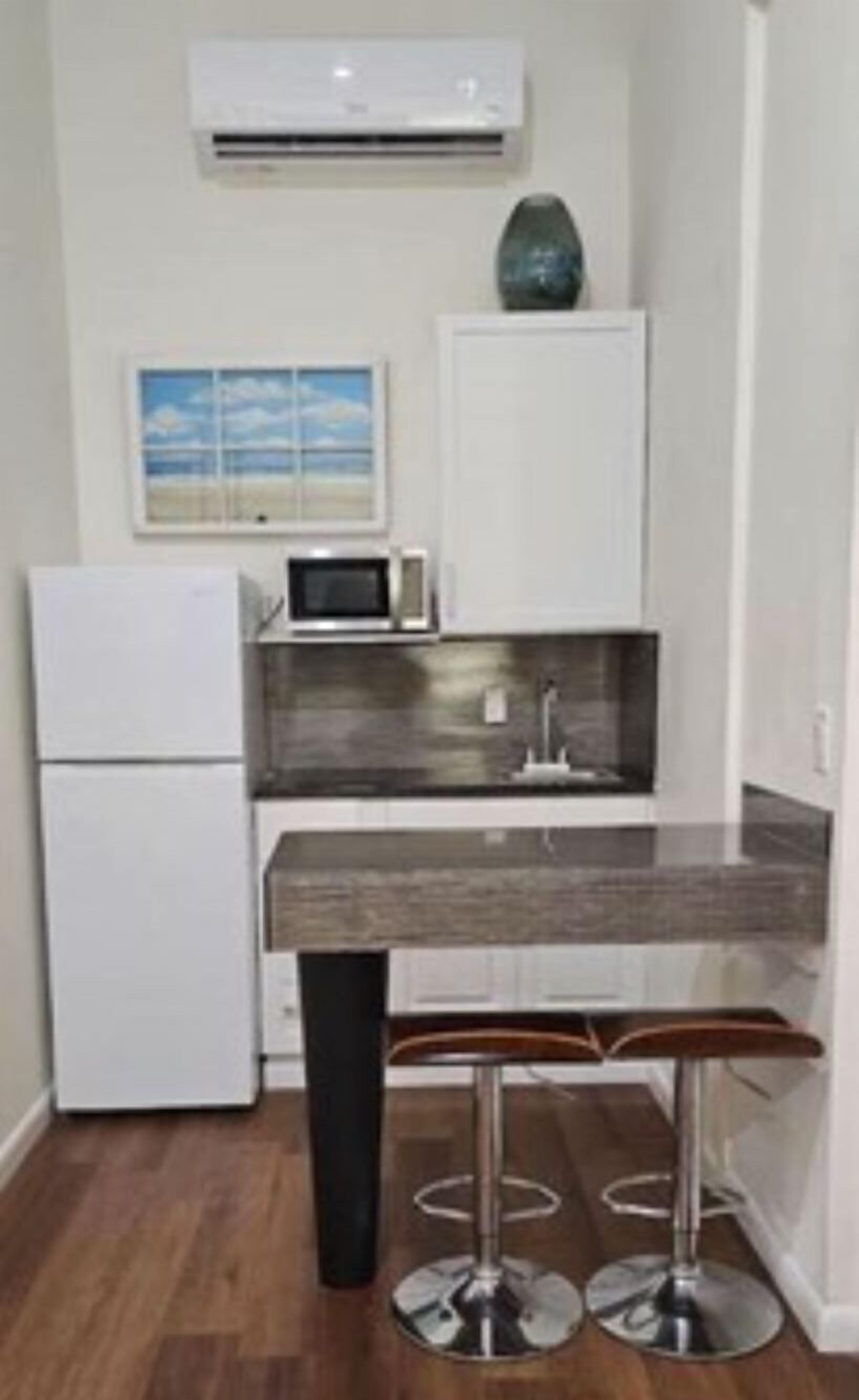 NEW Independent studio near to the beach