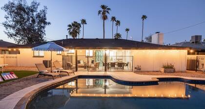 Urban ASU Dreamland with Heated Pool and 3 Baths!