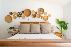 3 habitaciones, tabla de planchar con plancha y wifi gratis 