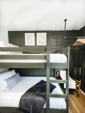 2 soverom, strykejern/-brett, wi-fi (inkludert) og sengetøy