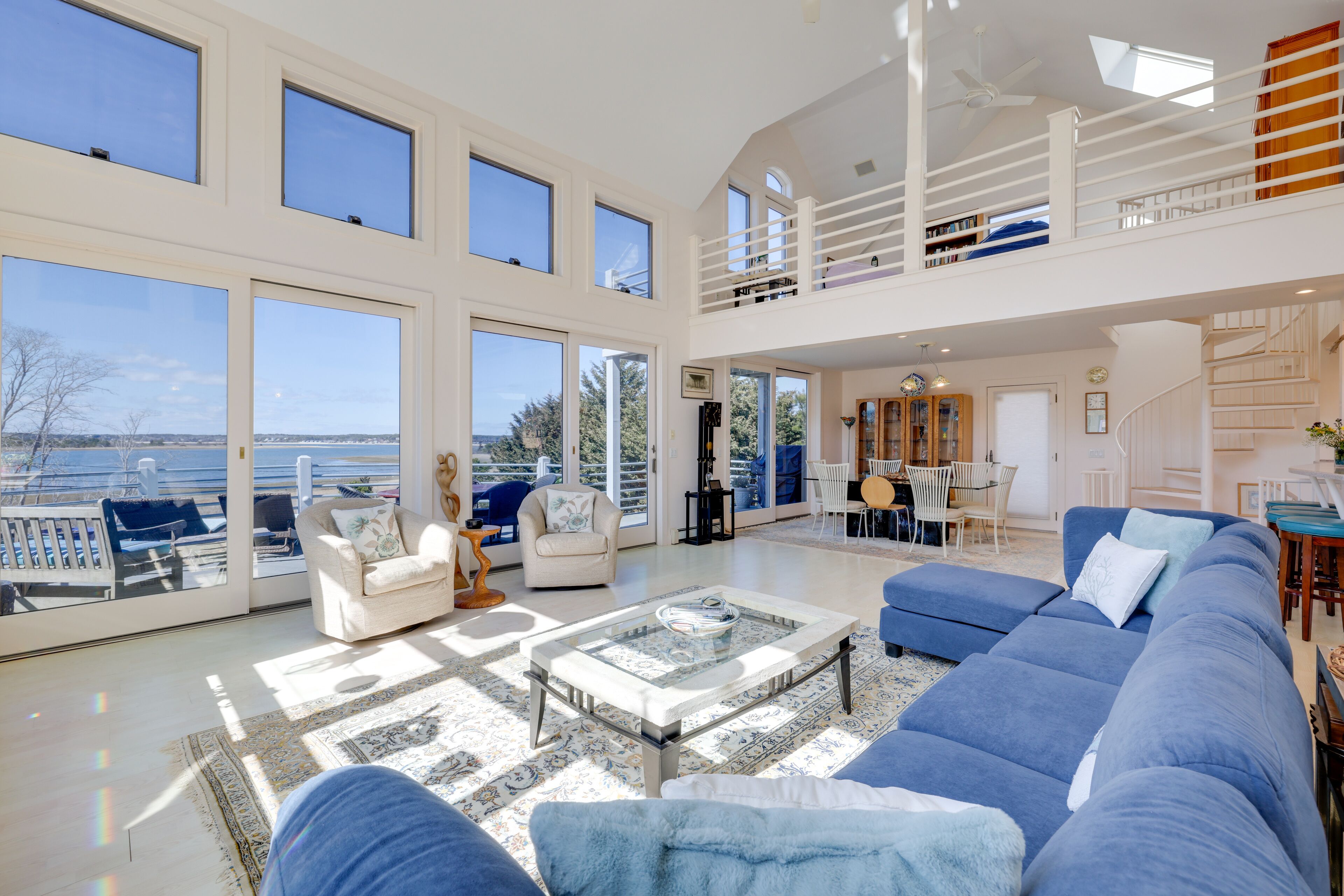 Wellfleet Home w/ Deck, Bay Views & Kayaks