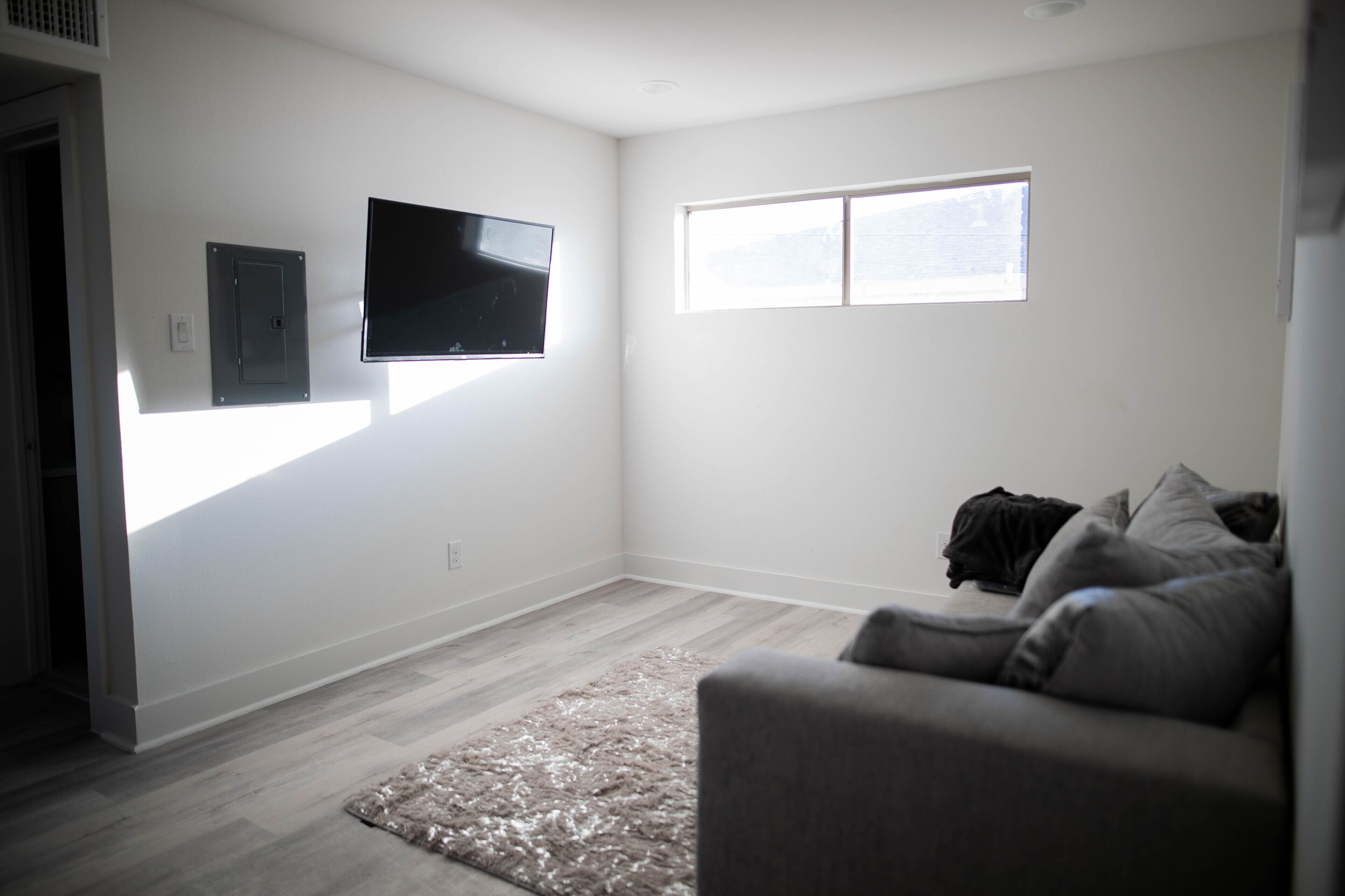 Plush Peaceful Escape In Dallas-1 BR 1 BA CONDO