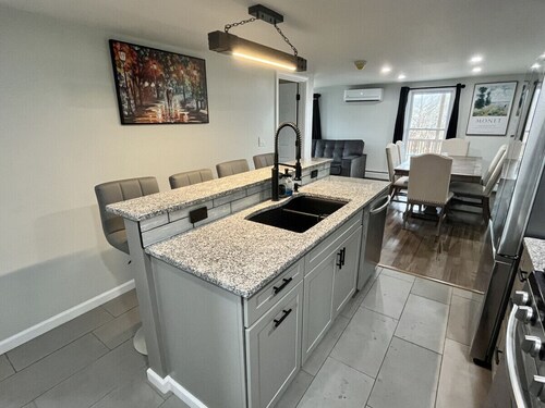 5 Bed / 3 bath Apt Near Jiminy Peak Berkshires